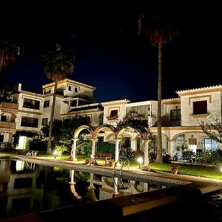 Charming In With Shared Pool 45m²