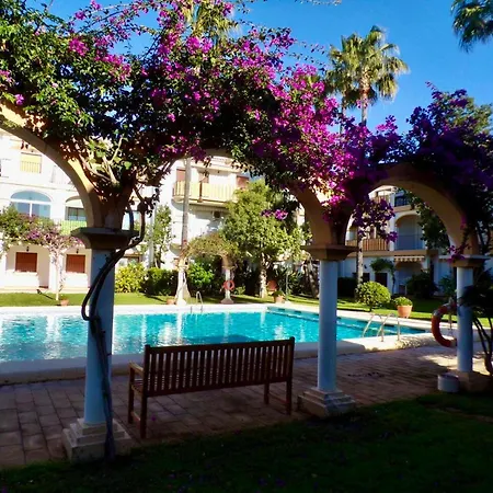 Charming In With Shared Pool 45m² *