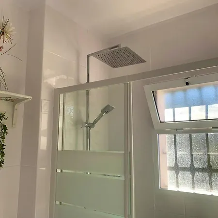 Charming In With Shared Pool 45m²